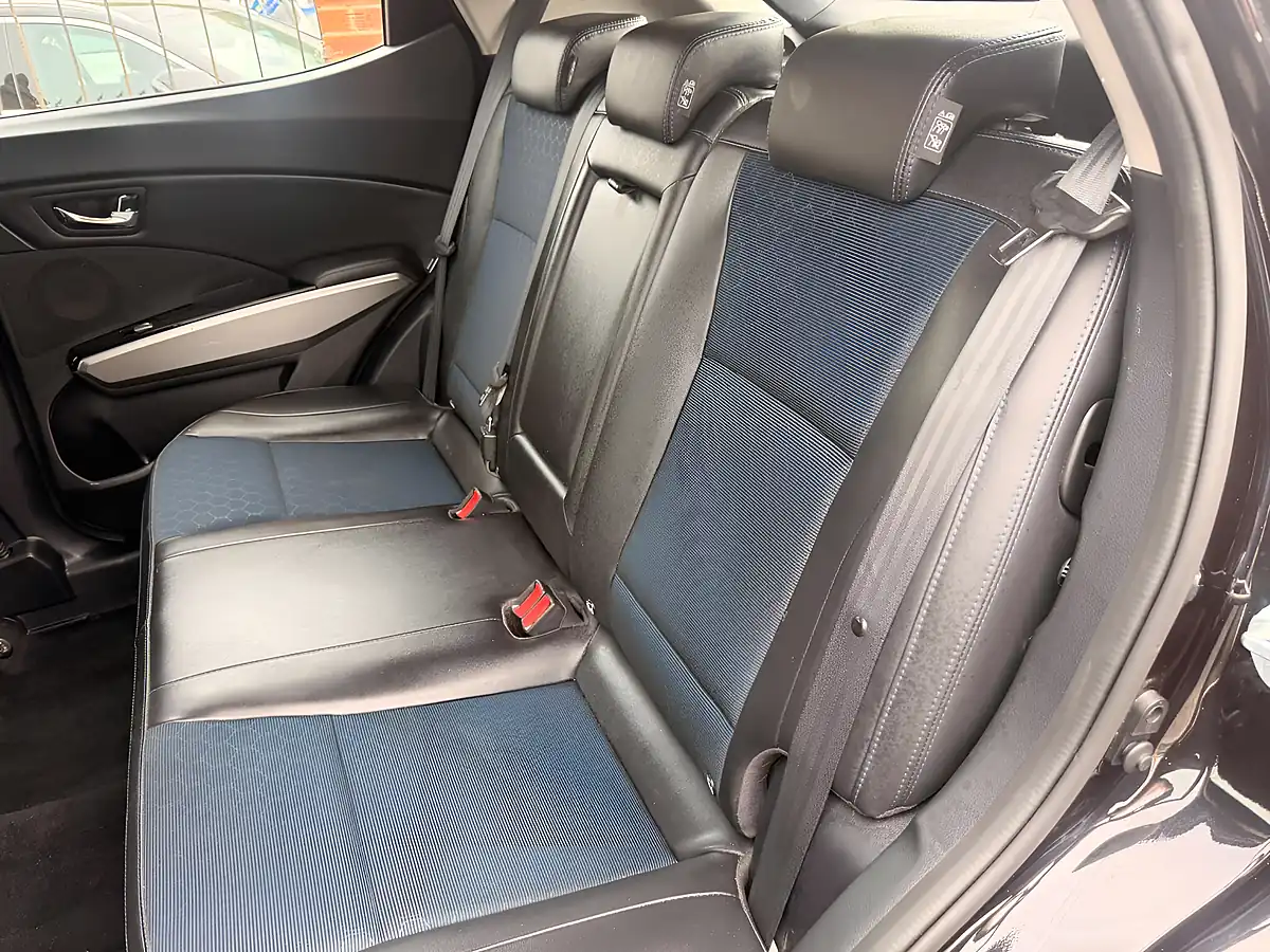 Used 2020 Ssangyong Tivoli Elx Black - Interior and Exterior details 12