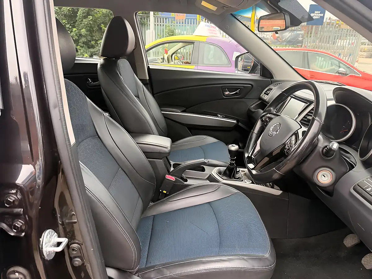 Used 2020 Ssangyong Tivoli Elx Black - Interior and Exterior details 15