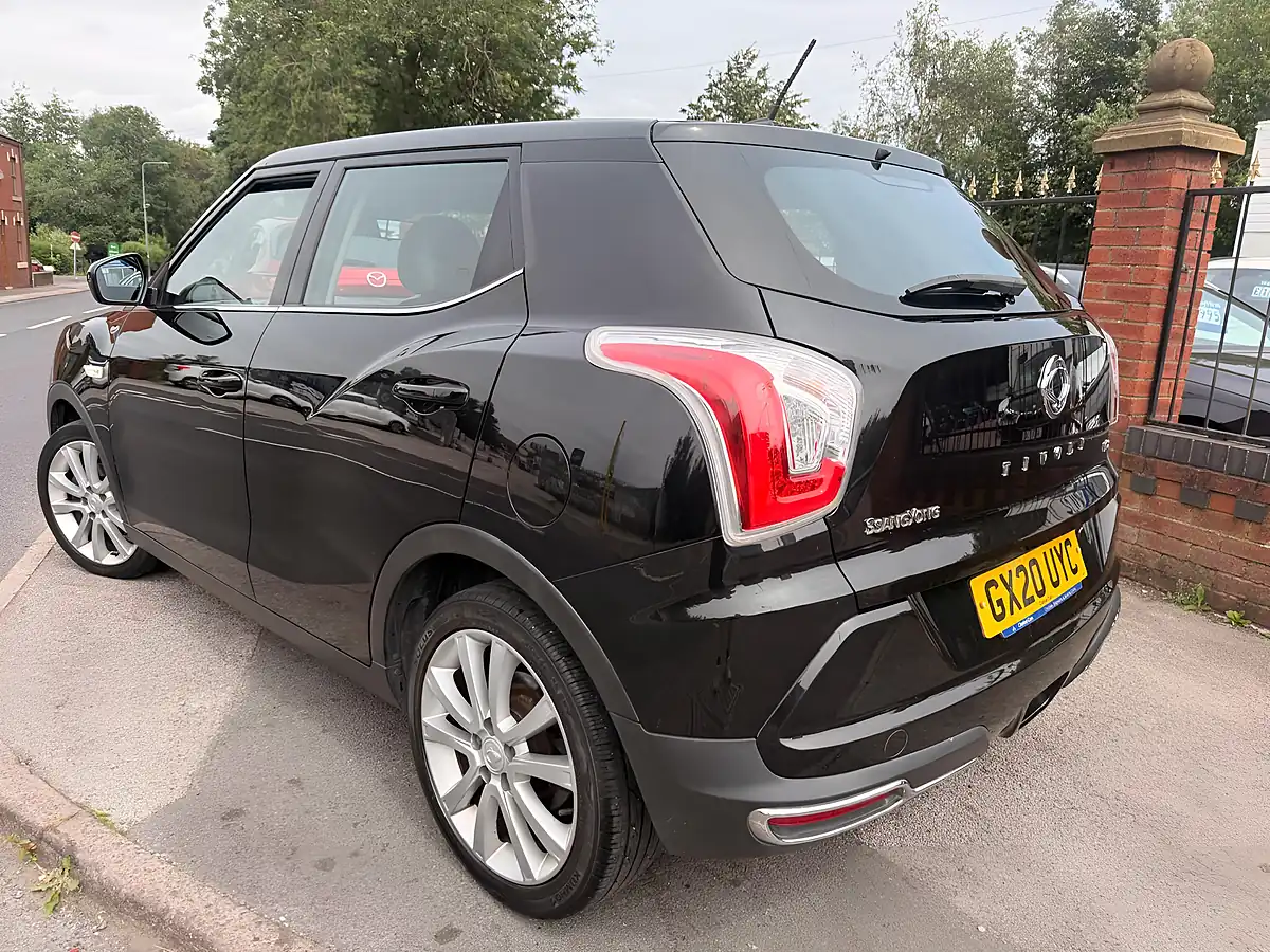 Used 2020 Ssangyong Tivoli Elx Black - Interior and Exterior details 6