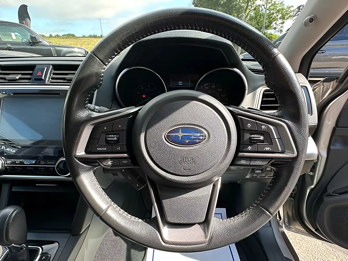 Used 2020 Subaru Outback Se Premium Gold - Interior and Exterior details 11