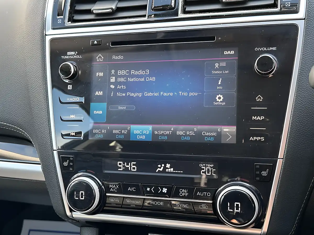 Used 2020 Subaru Outback Se Premium Gold - Interior and Exterior details 19