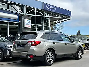 Used 2020 Subaru Outback Se Premium Gold - Interior and Exterior details 4