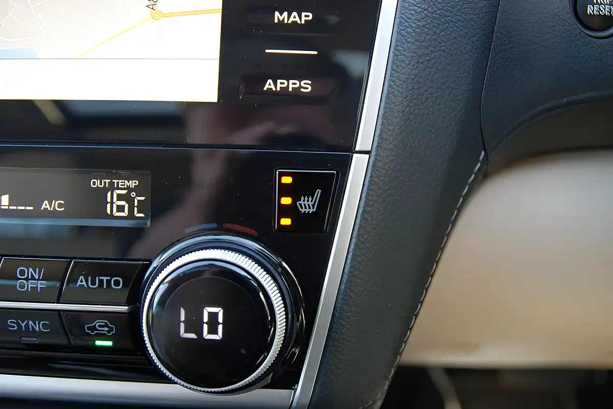 Used 2020 Subaru Outback Se Premium Grey - Interior and Exterior details 16