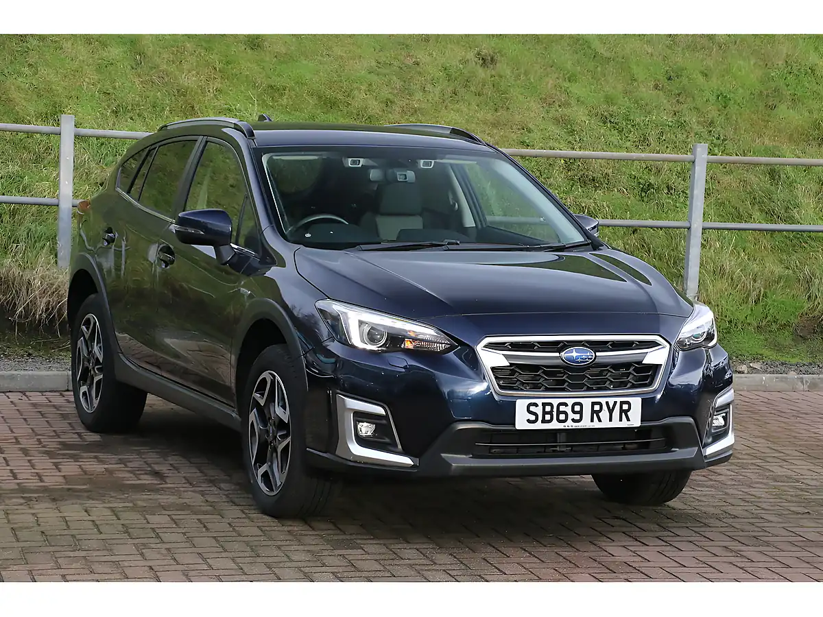 Used 2020 Subaru Xv Se Blue - Front View