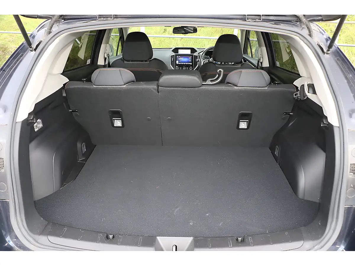 Used 2020 Subaru Xv Se Blue - Interior and Exterior details 17
