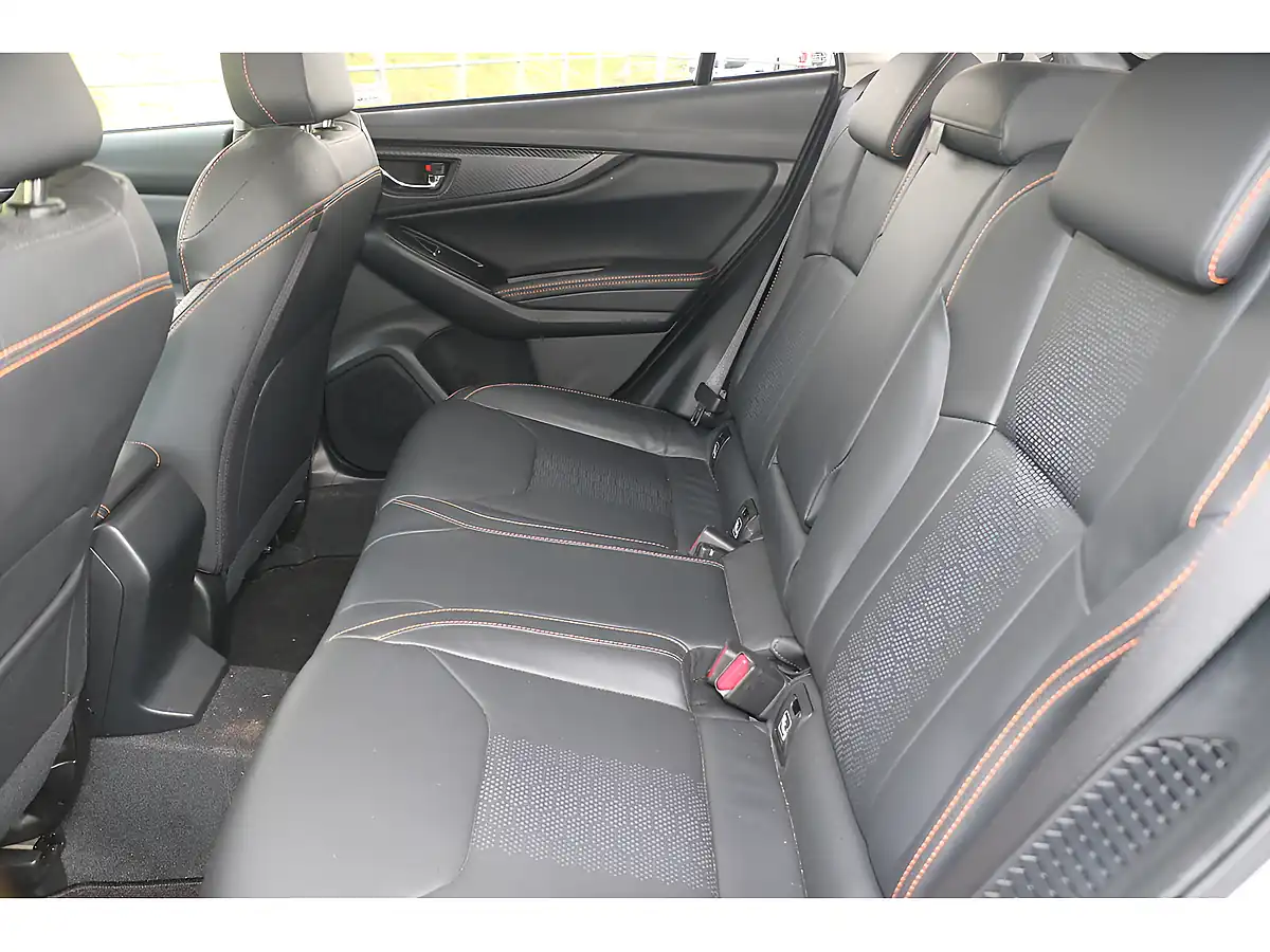 Used 2020 Subaru Xv Se Premium Cool Grey Khaki - Interior and Exterior details 16