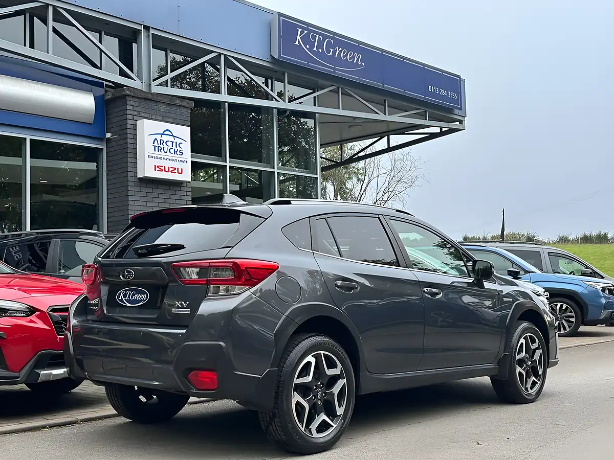 Used 2020 Subaru Xv Se Premium Grey - Interior and Exterior details 4