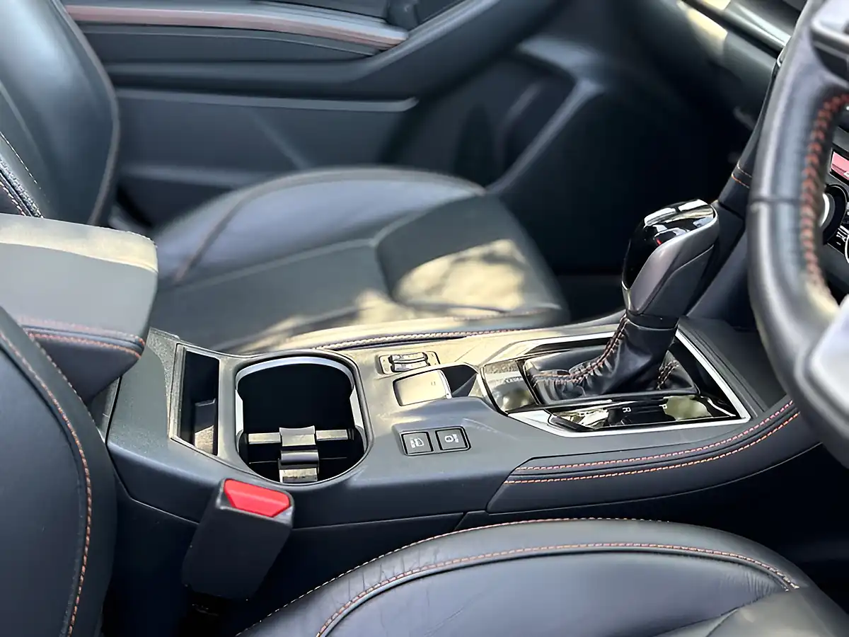 Used 2020 Subaru Xv Se Premium Lagoon Blue - Interior and Exterior details 18