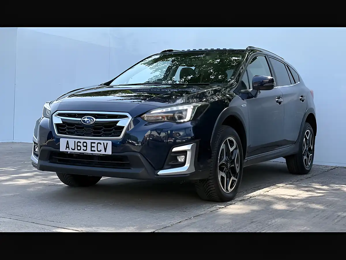 Used 2020 Subaru Xv Se Premium Lagoon Blue - Interior and Exterior details 2