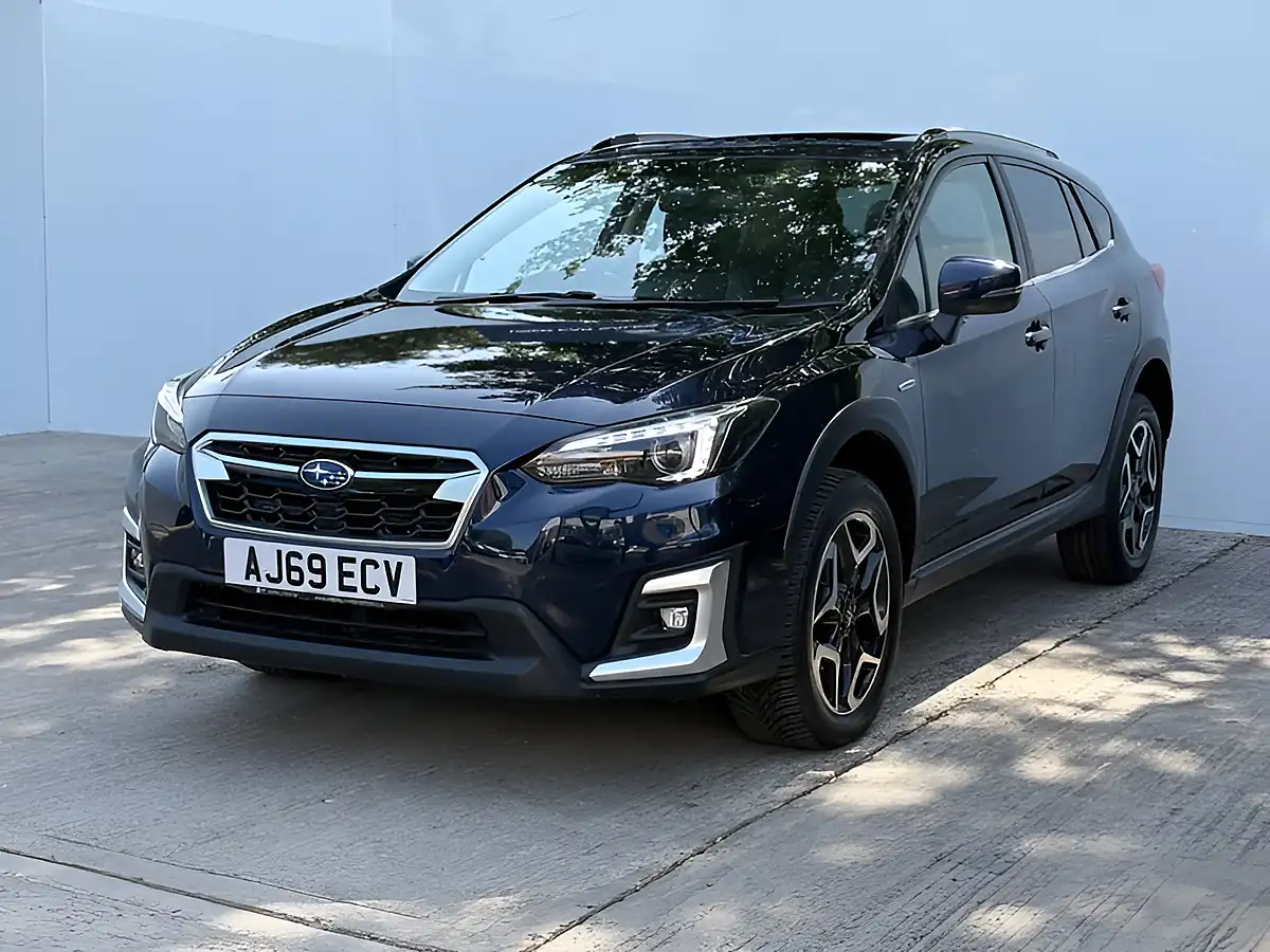 Used 2020 Subaru Xv Se Premium Lagoon Blue - Interior and Exterior details 6