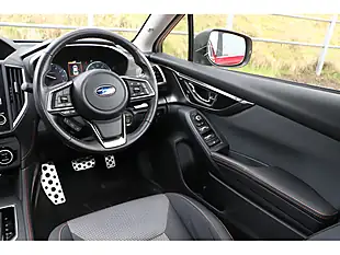 Used 2020 Subaru Xv Se Red - Interior and Exterior details 12