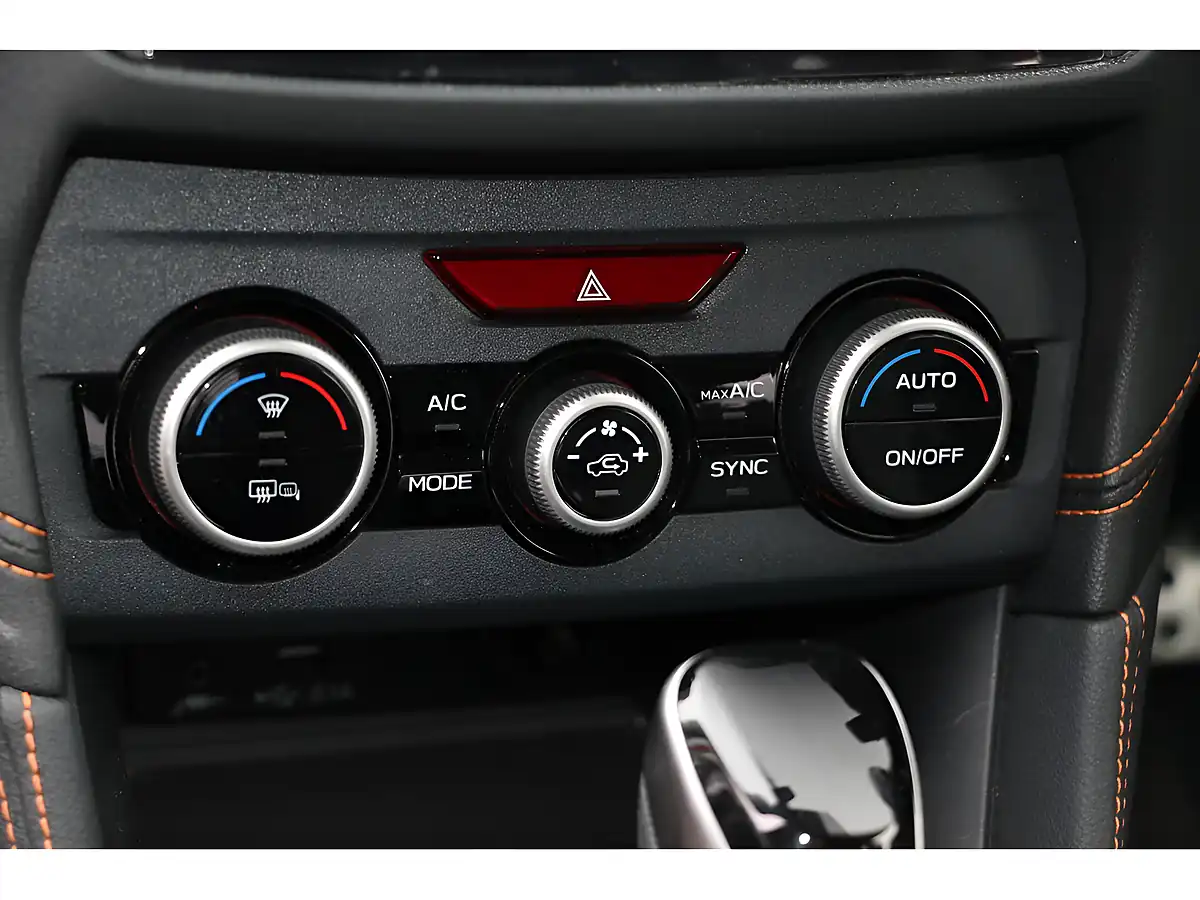 Used 2020 Subaru Xv Se Red - Interior and Exterior details 17