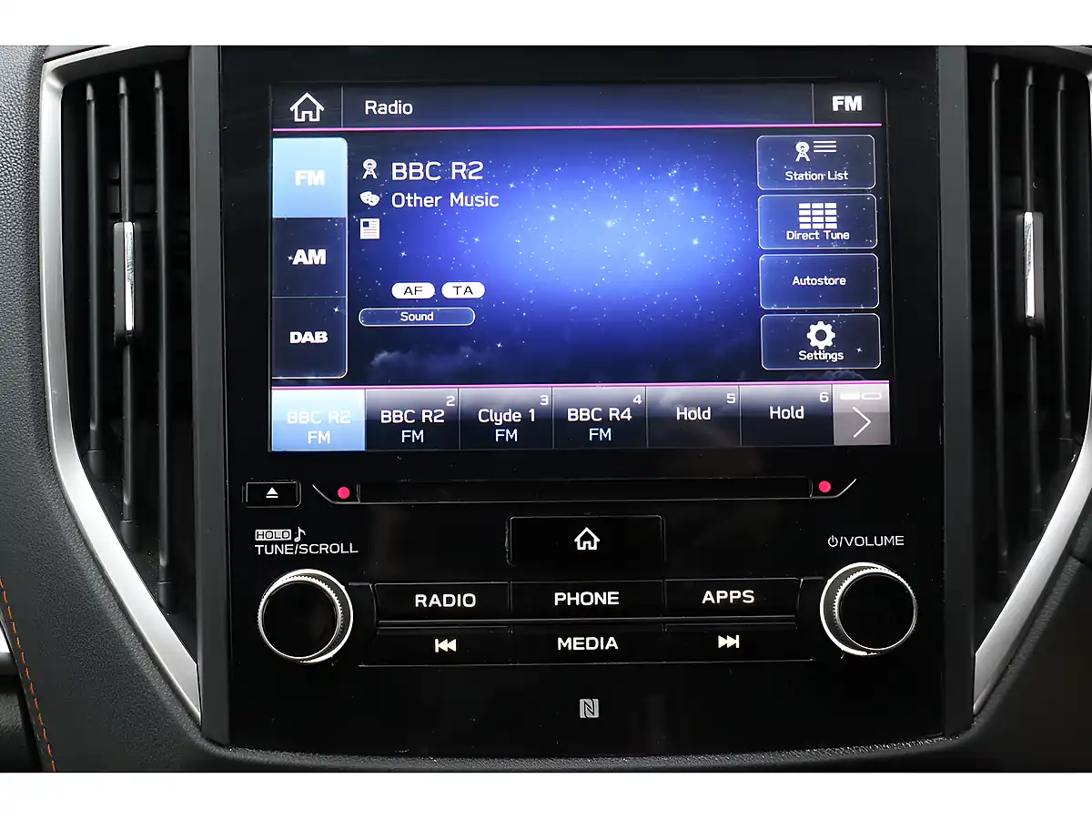 Used 2020 Subaru Xv Se Red - Interior and Exterior details 9