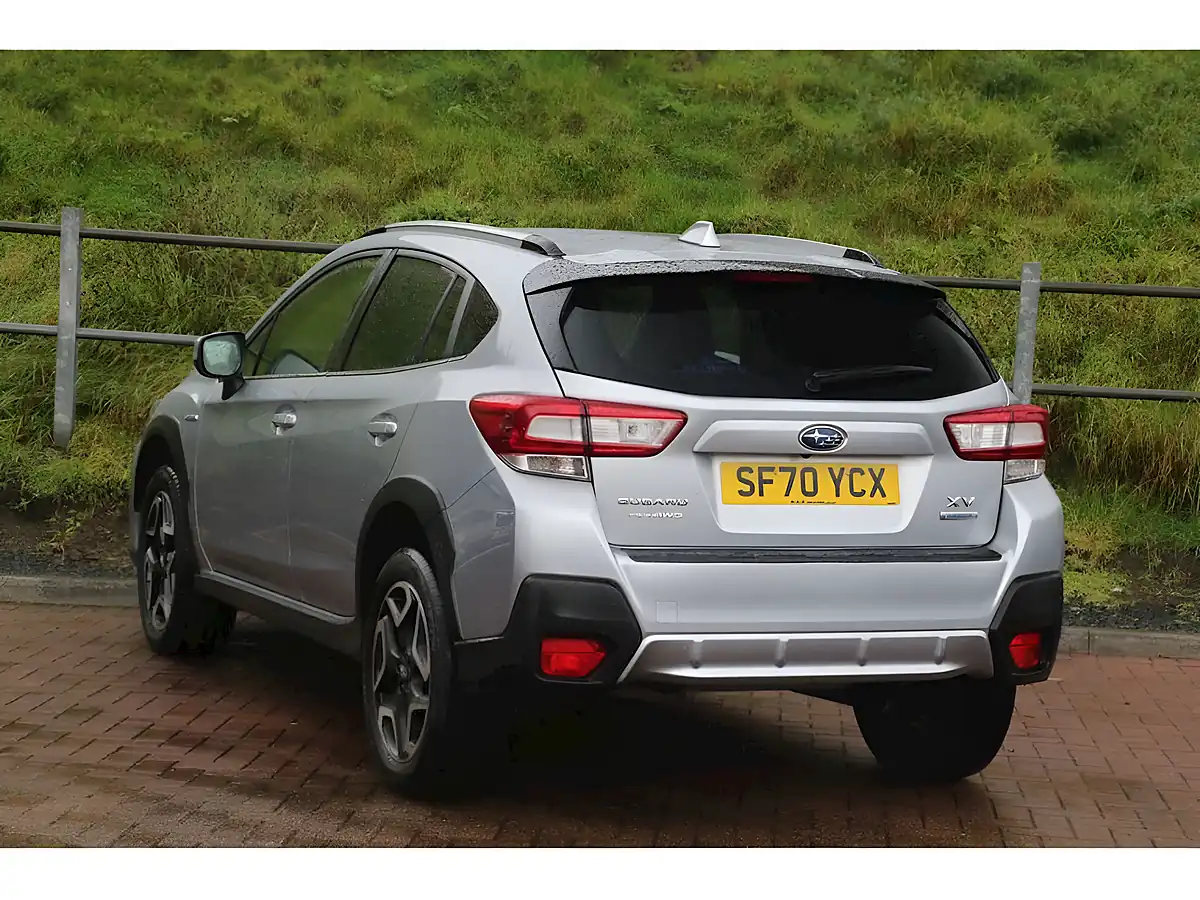 Used 2020 Subaru Xv Se Silver - Interior and Exterior details 5