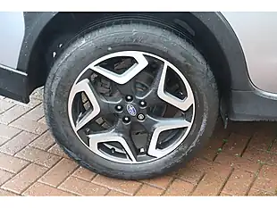 Used 2020 Subaru Xv Se Silver - Interior and Exterior details 6