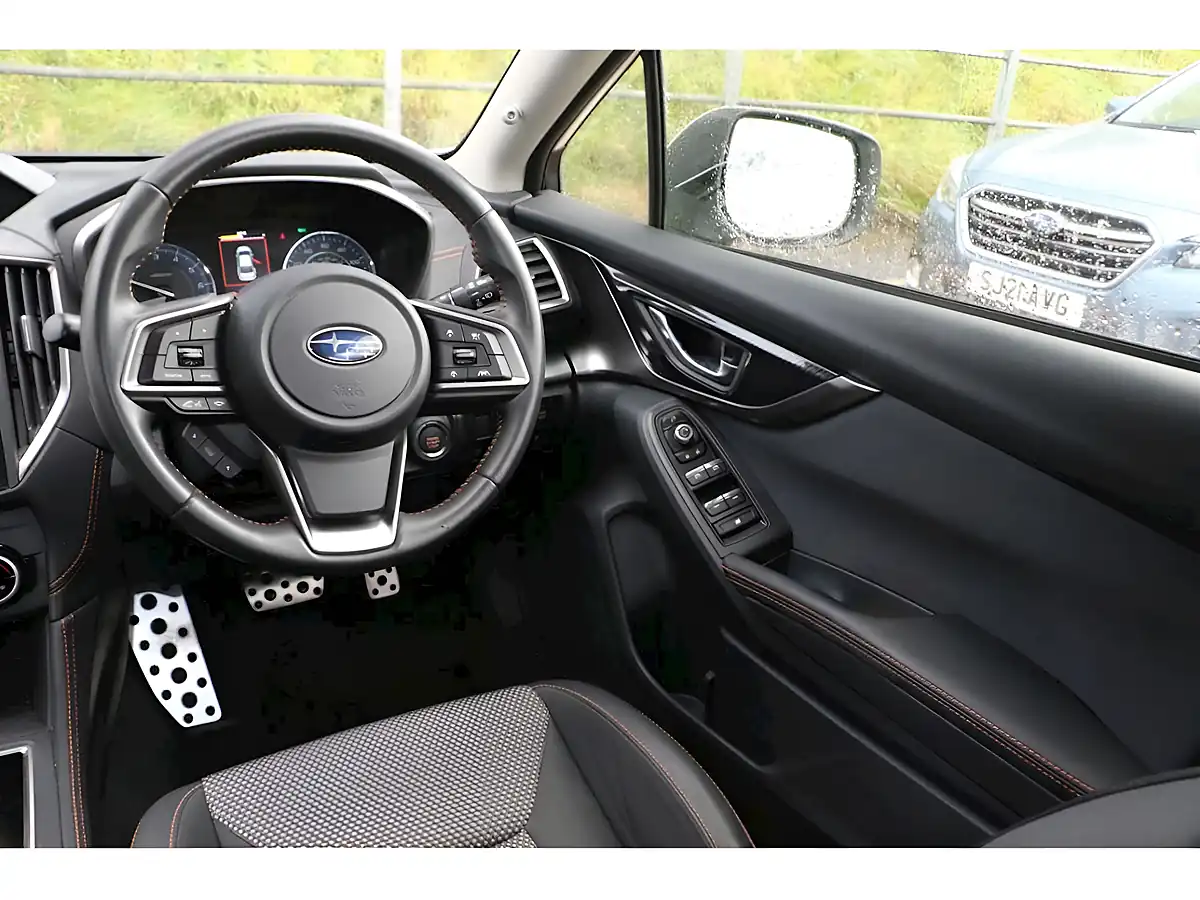 Used 2020 Subaru Xv Se White - Interior and Exterior details 13