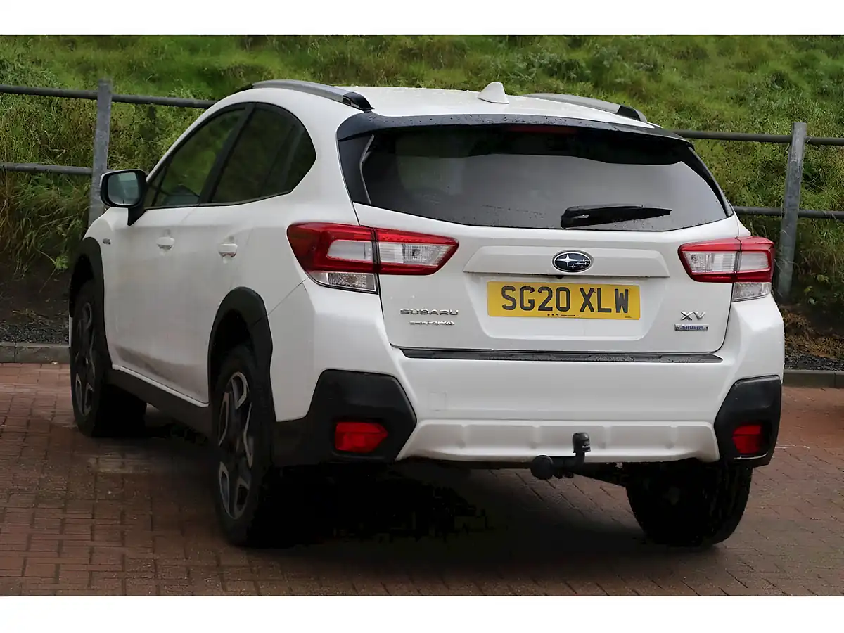 Used 2020 Subaru Xv Se White - Interior and Exterior details 5