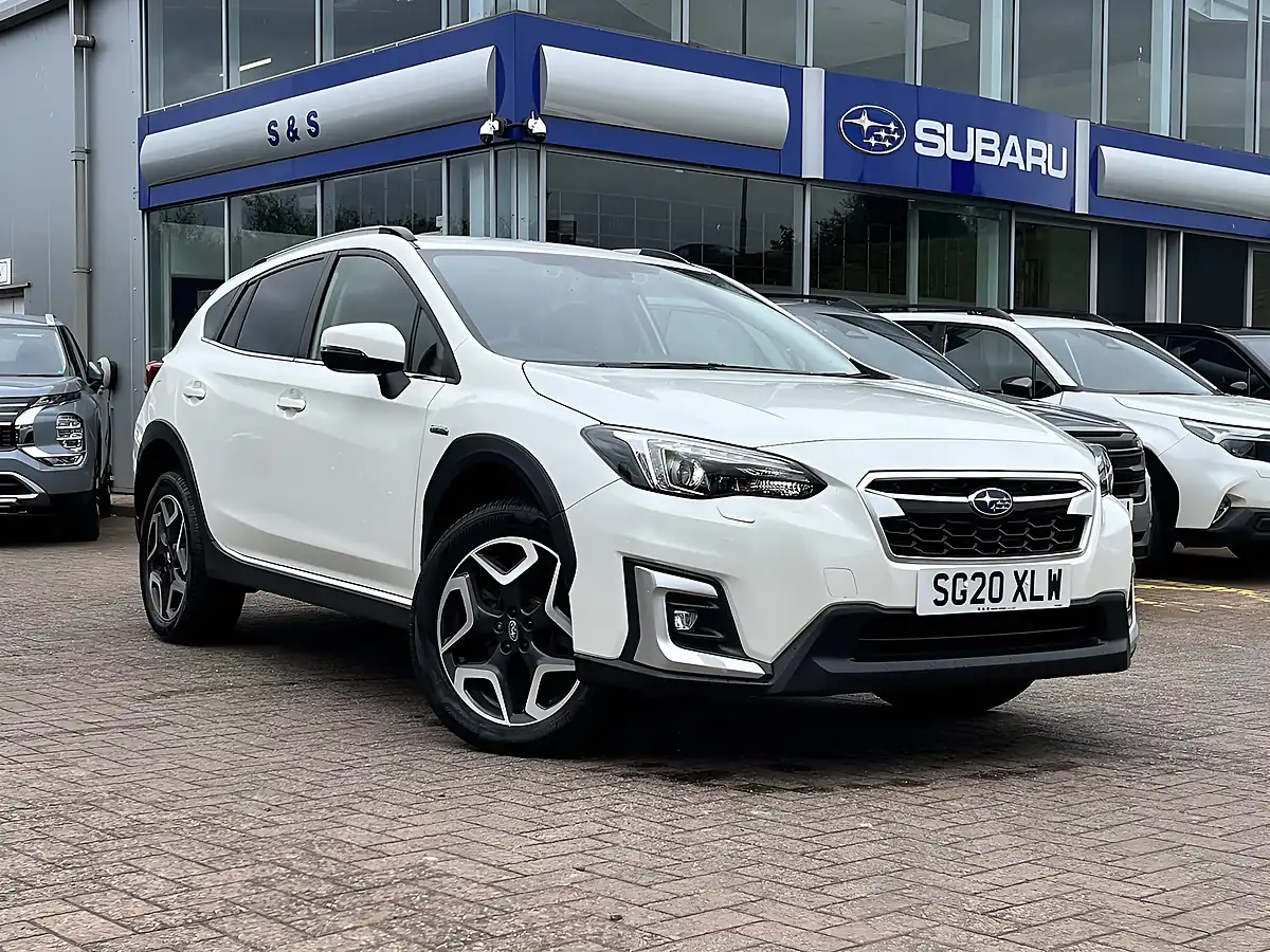 Used 2020 Subaru Xv Se White - Front View