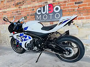 Used 2020 Suzuki Gsx-R1000r Z White - Interior and Exterior details 13