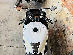 Used 2020 Suzuki Gsx-R1000r Z White - Interior and Exterior details 20