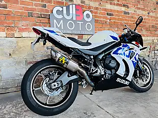 Used 2020 Suzuki Gsx-R1000r Z White - Interior and Exterior details 4