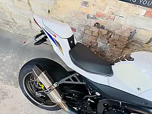 Used 2020 Suzuki Gsx-R1000r Z White - Interior and Exterior details 9
