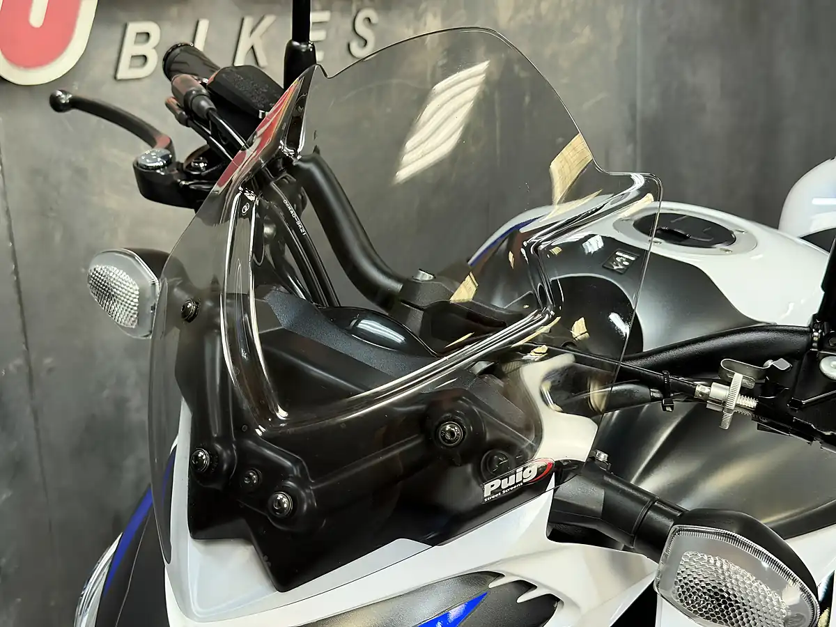 Used 2020 Suzuki GSX-S1000 1000 White - Interior and Exterior details 16