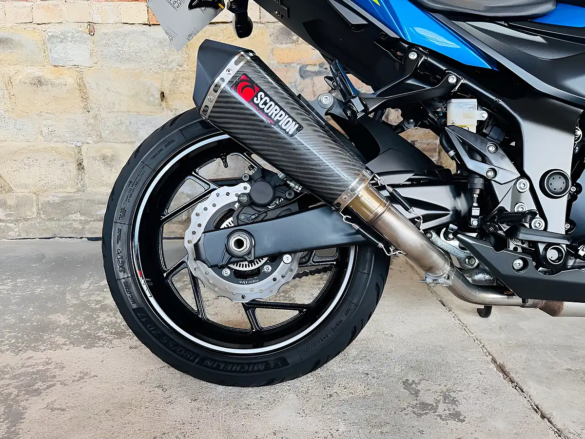 Used 2020 Suzuki GSX-S750 Abs Blue - Interior and Exterior details 10