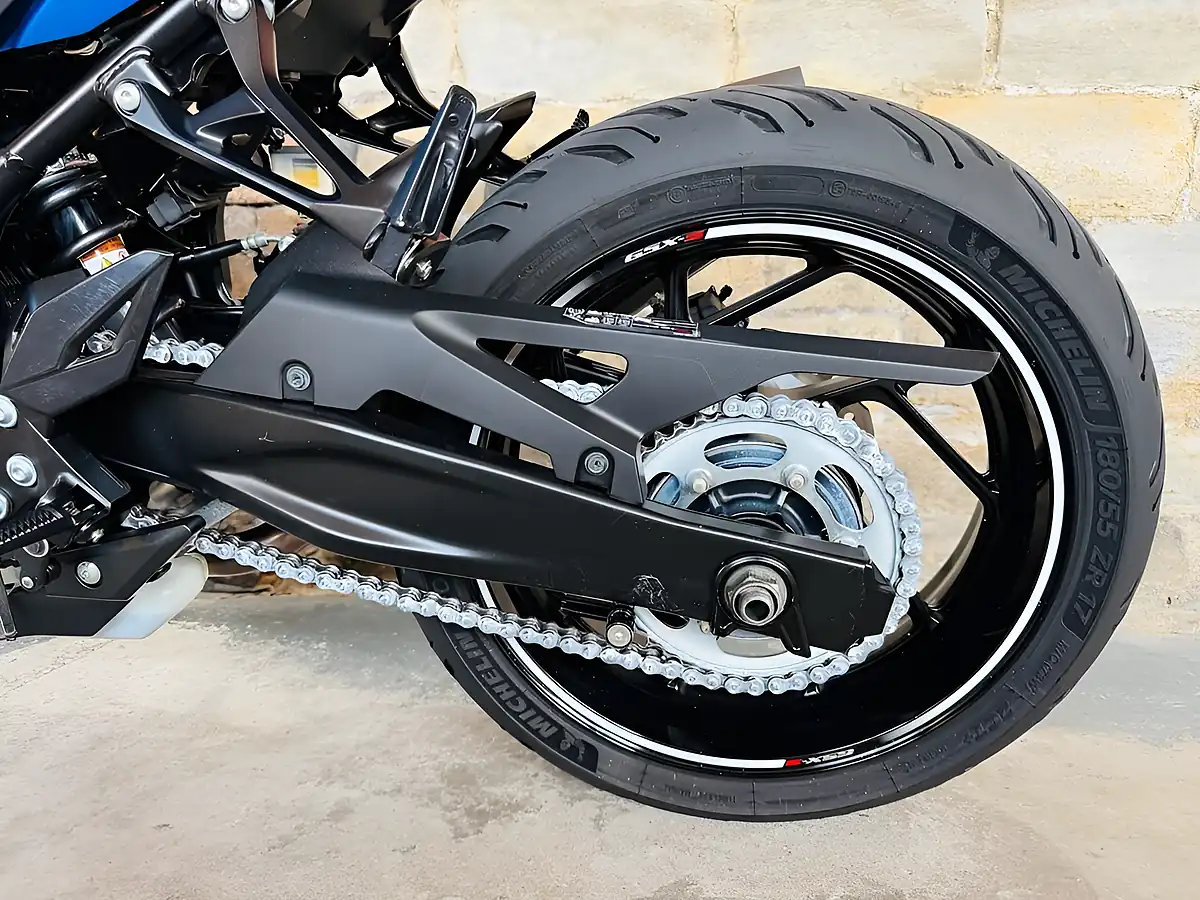 Used 2020 Suzuki GSX-S750 Abs Blue - Interior and Exterior details 17