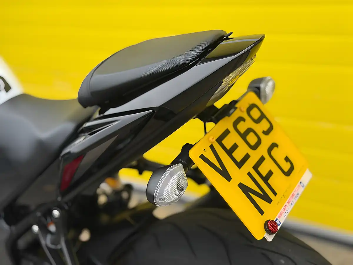 Used 2020 Suzuki GSX-S750 Black - Interior and Exterior details 18