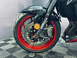 Used 2020 Suzuki Gsxs 750 Z White and Red - Interior and Exterior details 15