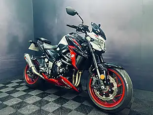 Used 2020 Suzuki Gsxs 750 Z White and Red - Interior and Exterior details 4