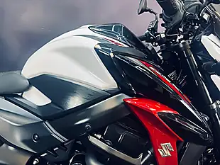Used 2020 Suzuki Gsxs 750 Z White and Red - Interior and Exterior details 6