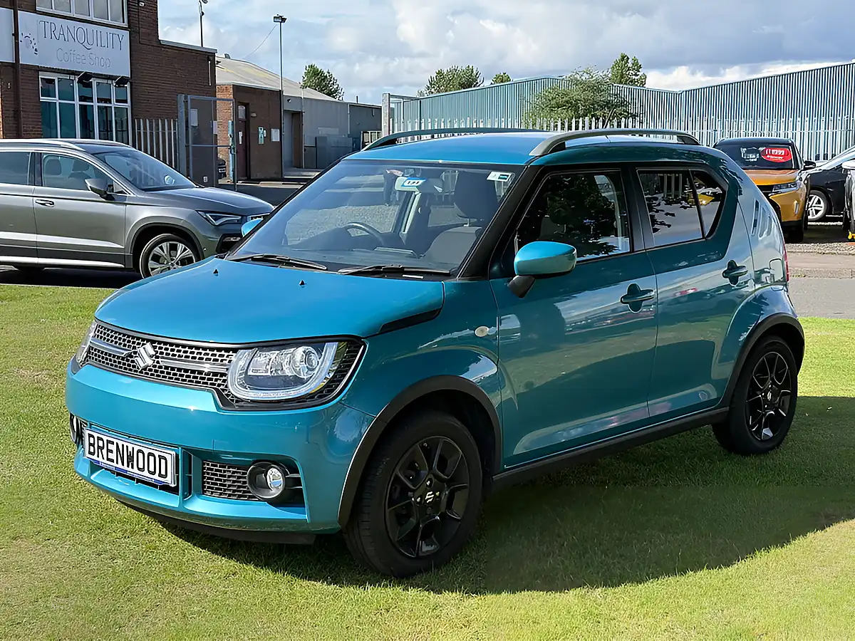 Used 2020 Suzuki Ignis Sz-T Blue - Interior and Exterior details 3