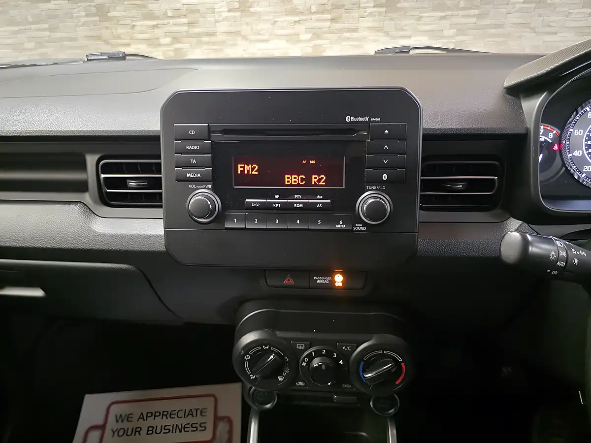 Used 2020 Suzuki Ignis SZ3 Red - Interior and Exterior details 10