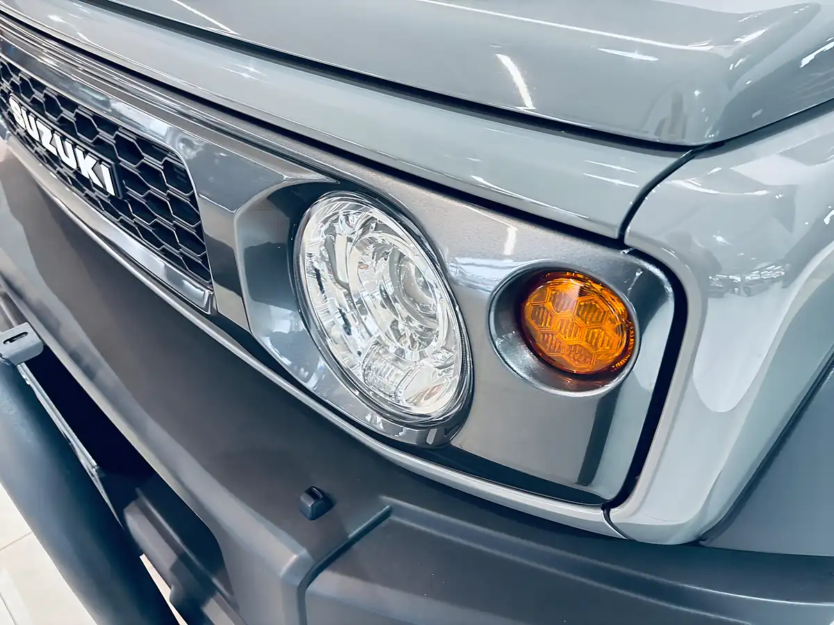 Used 2020 Suzuki Jimny SZ5 Grey - Interior and Exterior details 20