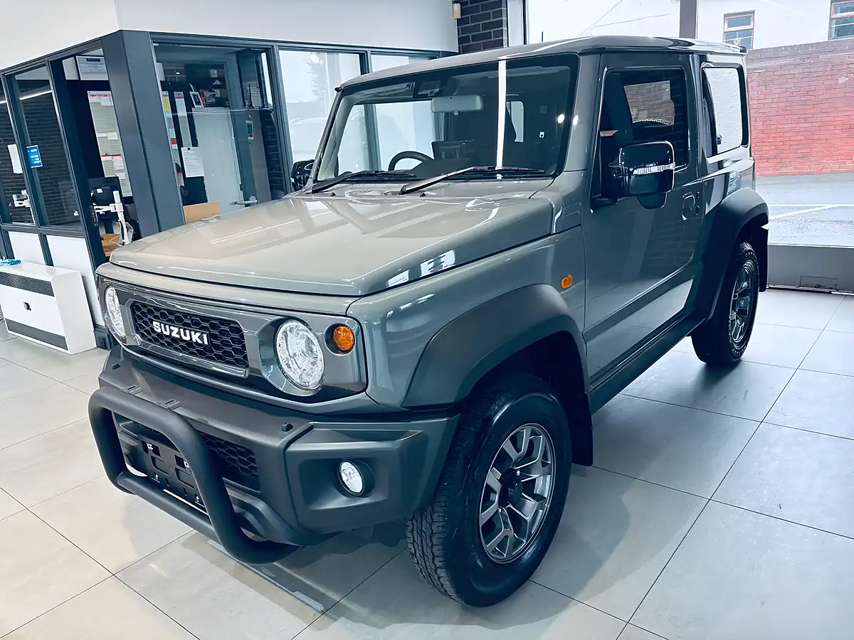 Used 2020 Suzuki Jimny SZ5 Grey - Interior and Exterior details 5