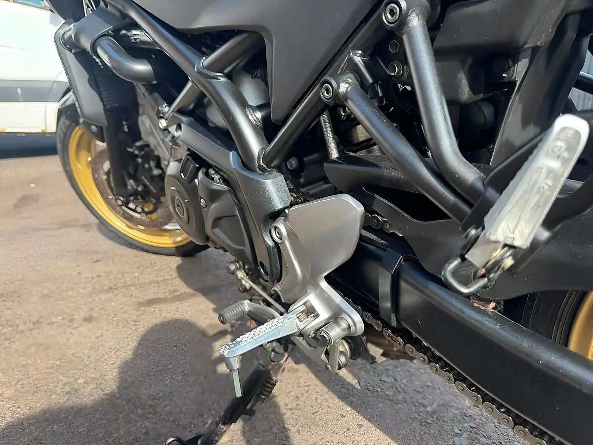 Used 2020 Suzuki SV650 Naked Black - Interior and Exterior details 10