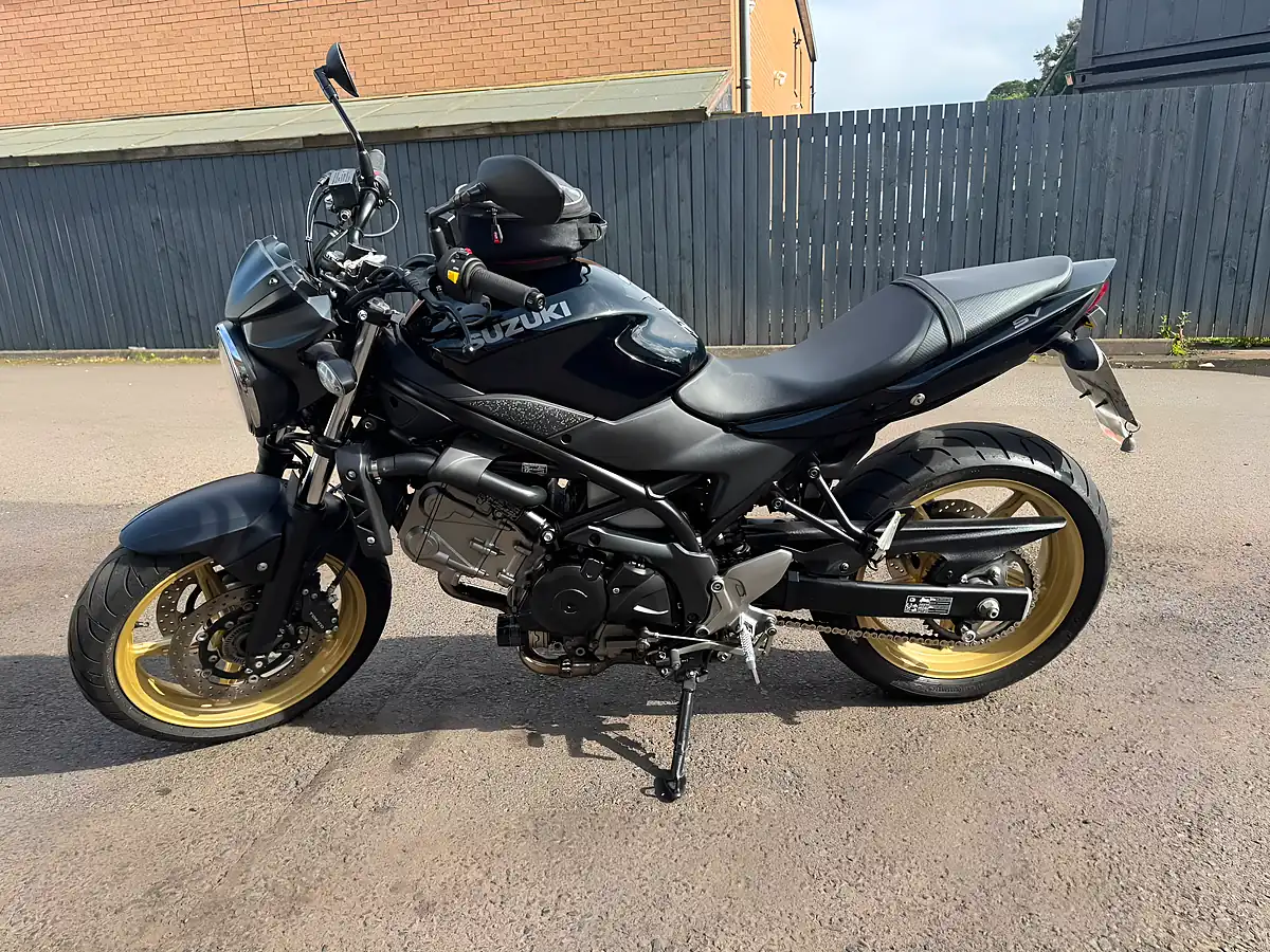 Used 2020 Suzuki SV650 Naked Black - Interior and Exterior details 16