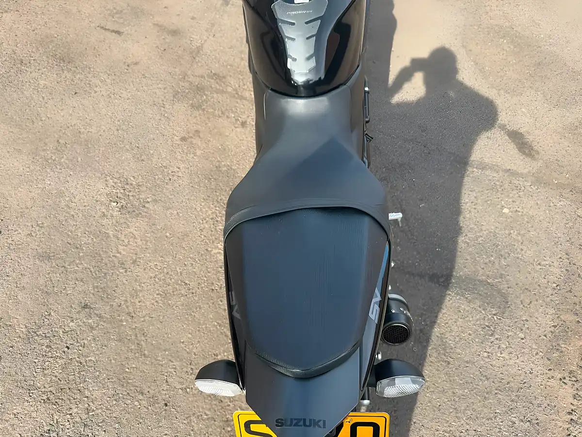 Used 2020 Suzuki SV650 Naked Black - Interior and Exterior details 6