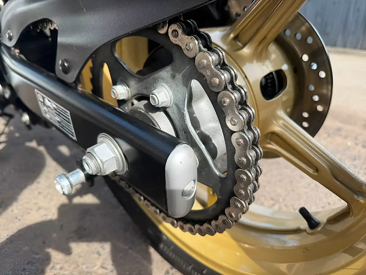 Used 2020 Suzuki SV650 Naked Black - Interior and Exterior details 9