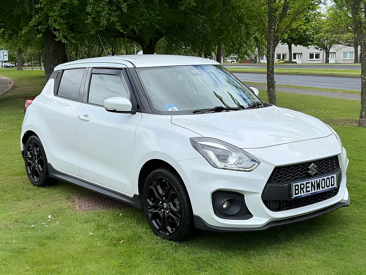 Used 2020 Suzuki Swift Sport White - Front View