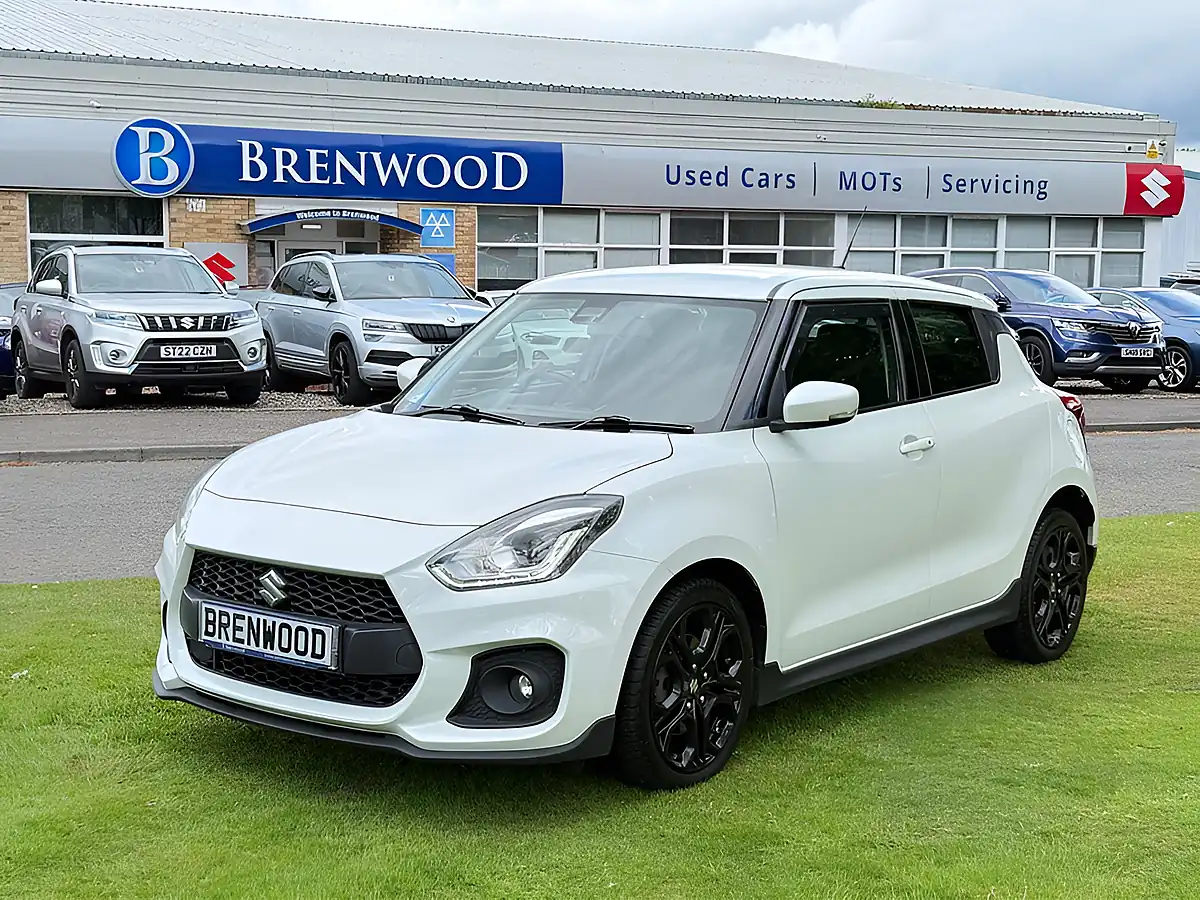Used 2020 Suzuki Swift Sport White - Interior and Exterior details 4