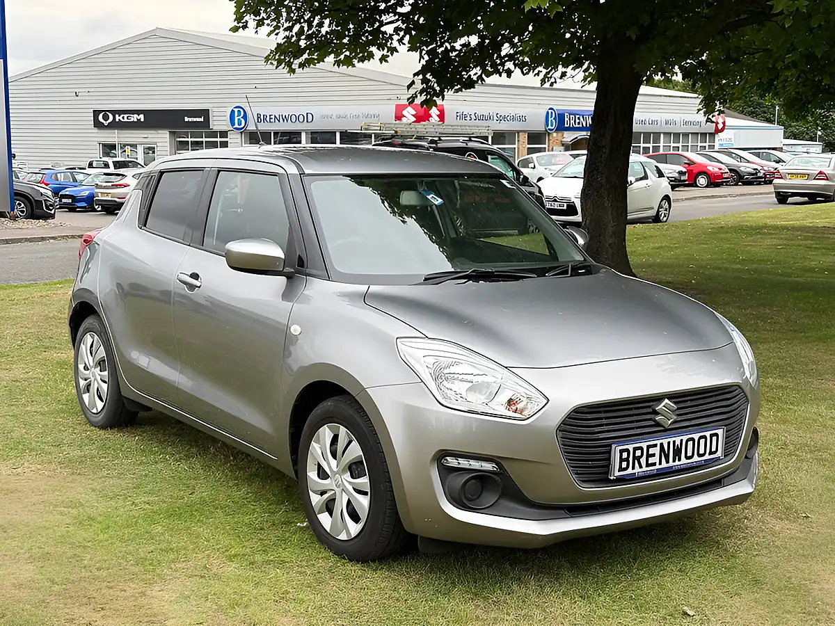 Used 2020 Suzuki Swift SZ3 Silver - Front View