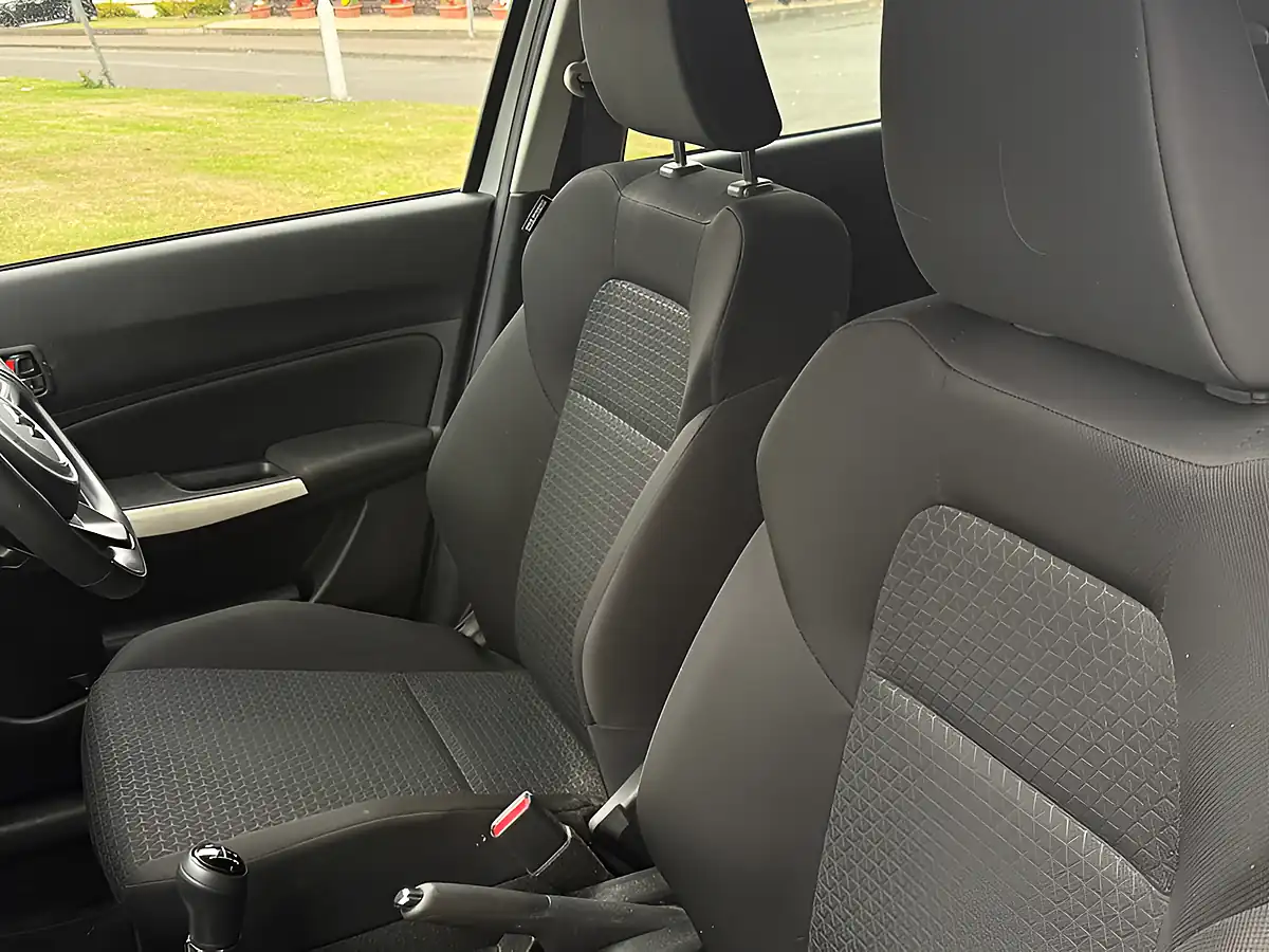 Used 2020 Suzuki Swift SZ3 Silver - Interior and Exterior details 15