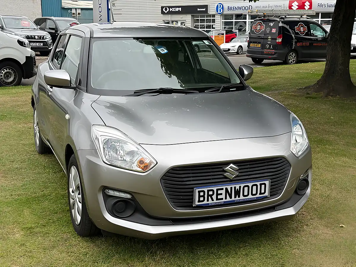 Used 2020 Suzuki Swift SZ3 Silver - Interior and Exterior details 2