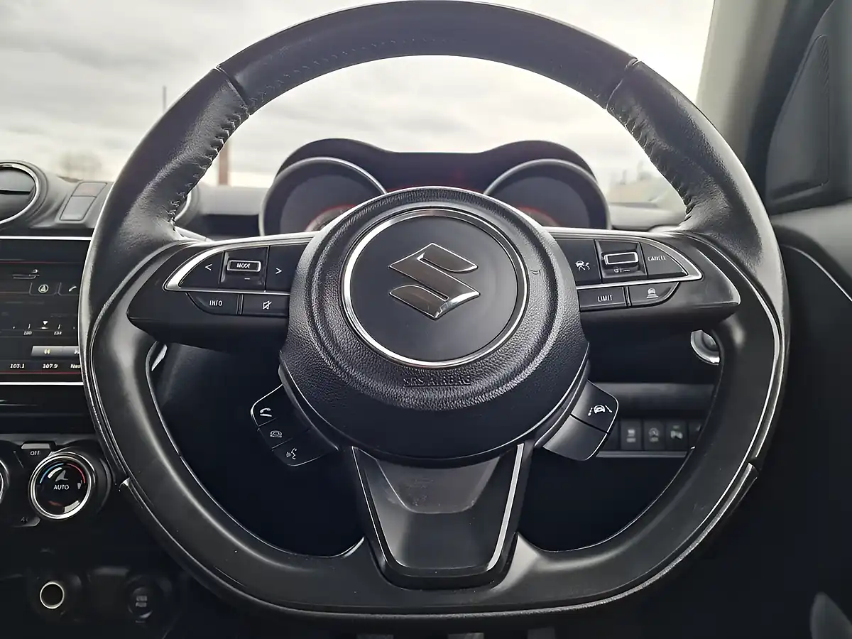 Used 2020 Suzuki Swift SZ5 Black - Interior and Exterior details 12