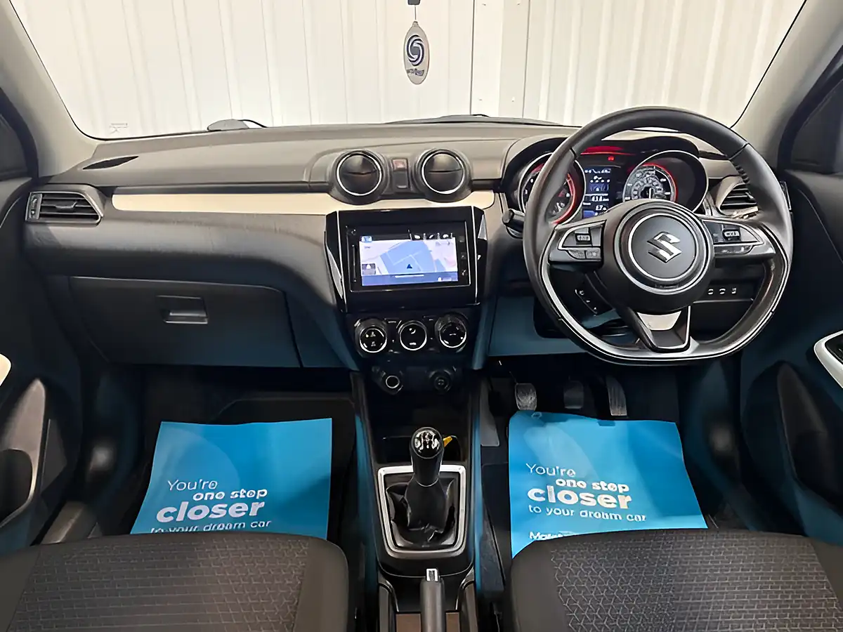 Used 2020 Suzuki Swift SZ5 Super Black Pearl - Interior and Exterior details 16