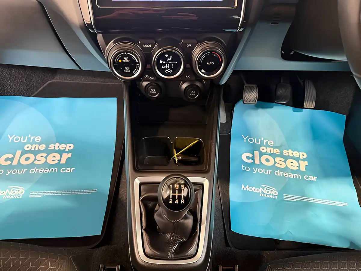Used 2020 Suzuki Swift SZ5 Super Black Pearl - Interior and Exterior details 18