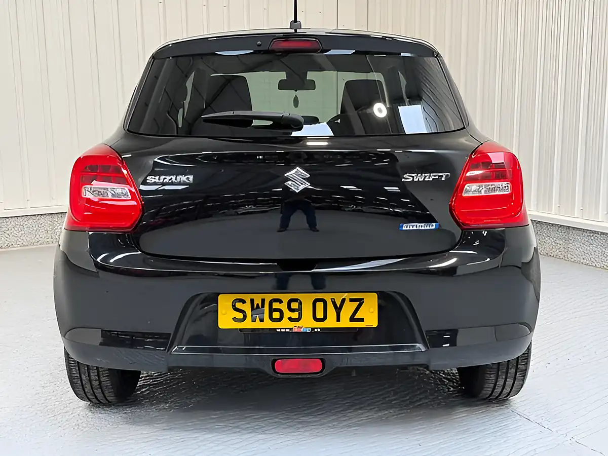 Used 2020 Suzuki Swift SZ5 Super Black Pearl - Interior and Exterior details 6